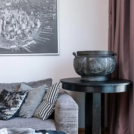 2br, Parking Included, Wi-fi, Next To Old Town *