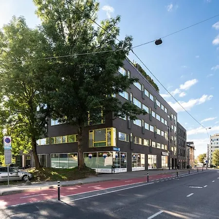 2br, Parking Included, Wi-fi, Next To Old Town *