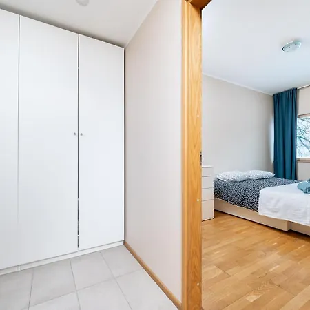 2br, Parking Included, Wi-fi, Next To Old Town Apartment