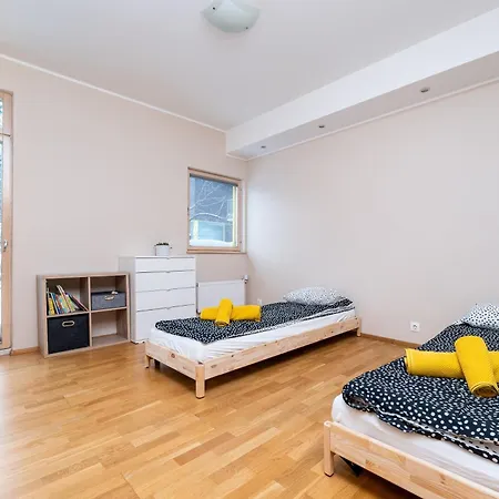2br, Parking Included, Wi-fi, Next To Old Town Lejlighed *