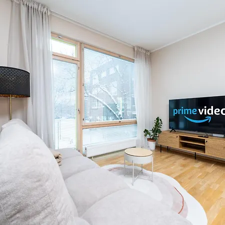 Lejlighed 2br, Parking Included, Wi-fi, Next To Old Town Tallinn