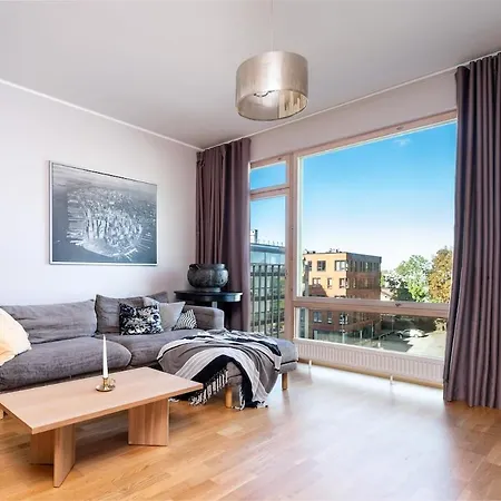 2br, Parking Included, Wi-fi, Next To Old Town 아파트 탈린