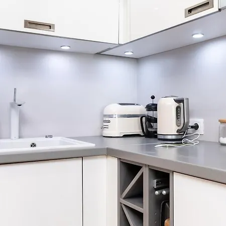 2br, Parking Included, Wi-fi, Next To Old Town * 탈린