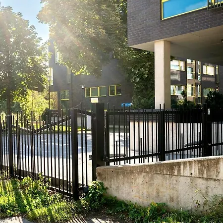 아파트 2br, Parking Included, Wi-fi, Next To Old Town